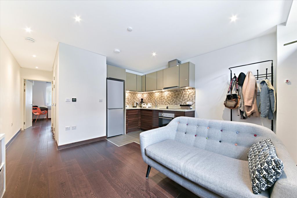 Property photo 2 of 10 Image