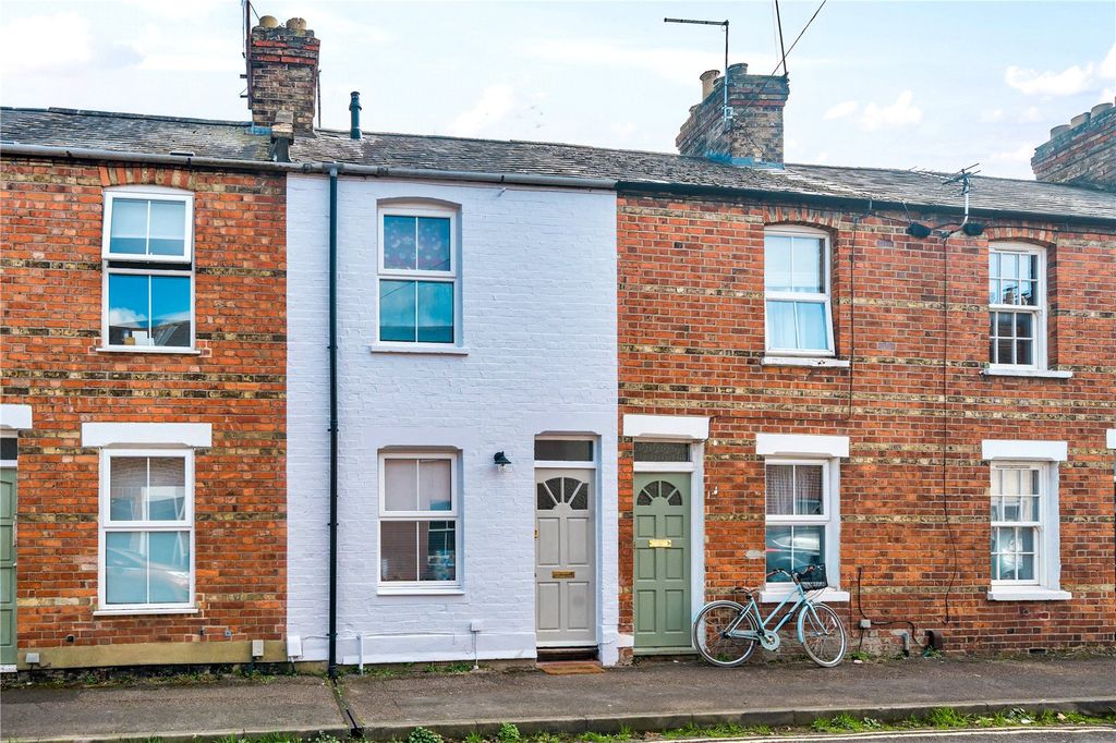 Property photo 1 of 10 External View