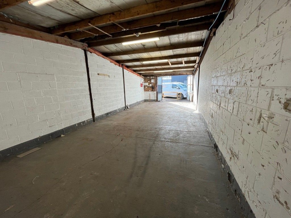 Property photo 2 of 8 Photo 10