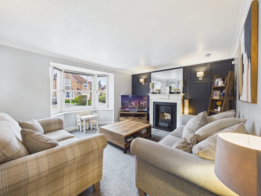 Property photo 3 of 26