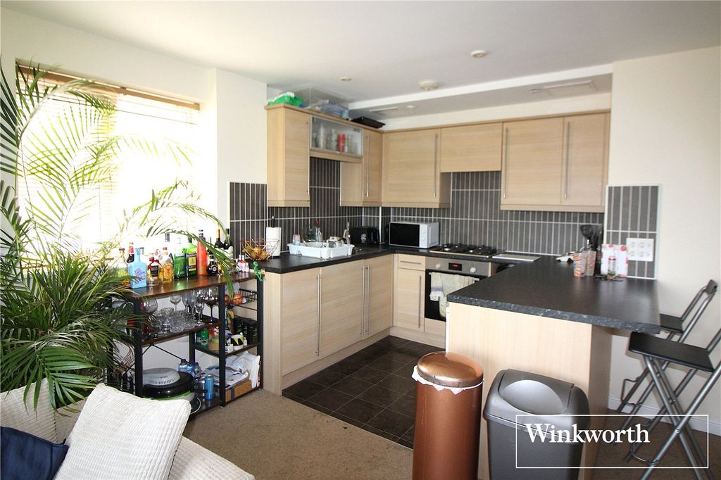 Property photo 3 of 6 Picture 3