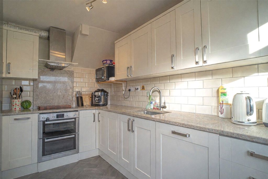 Property photo 2 of 9 Picture No. 02