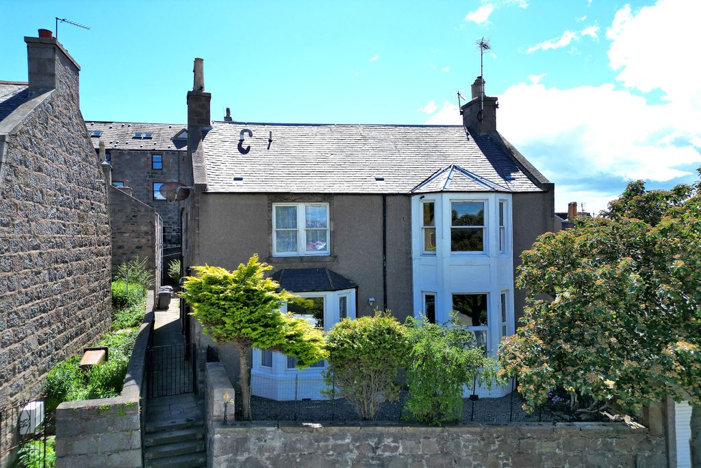 Property photo 1 of 25