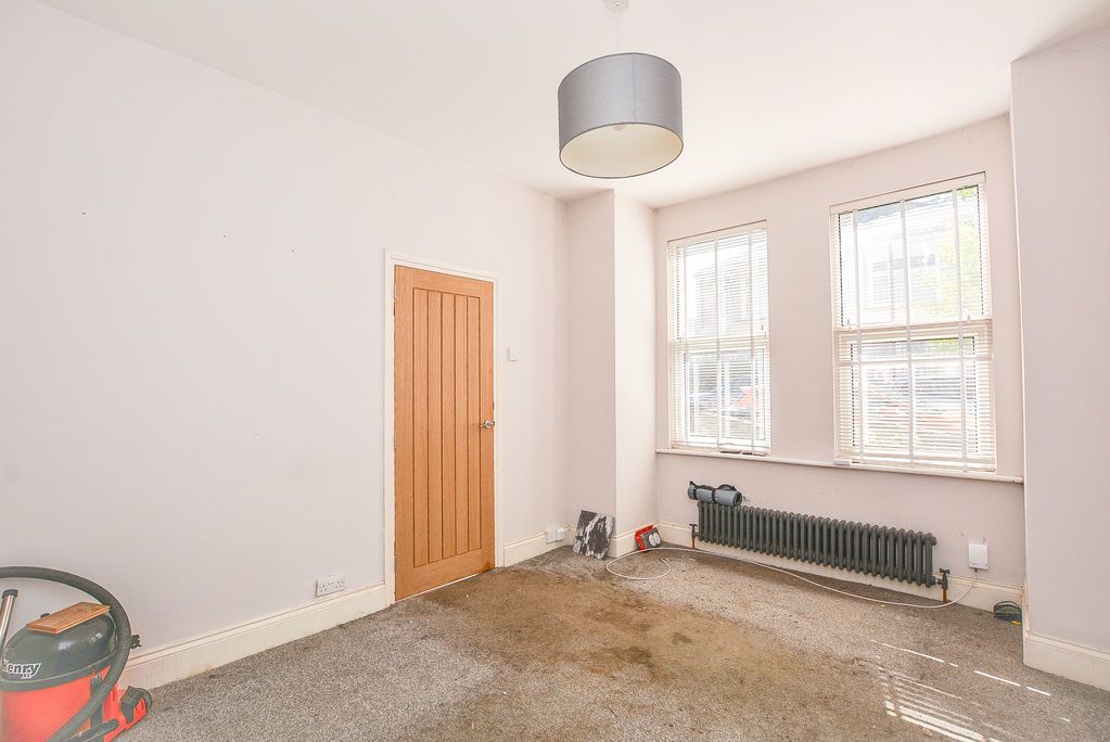 Property photo 3 of 10 Photo 9