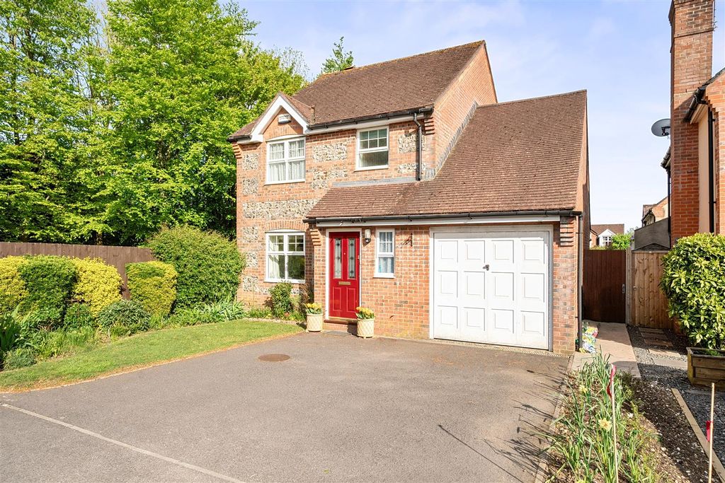 3 bed detached house for saleSandbourne Avenue, Blandford Forum DT11