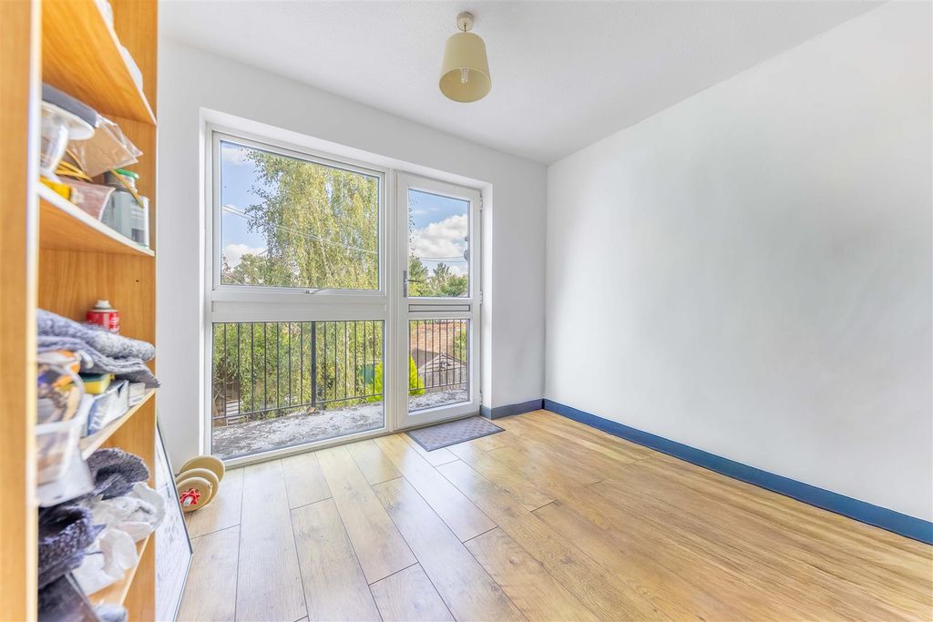 Property photo 3 of 10 Ba-6.Jpg