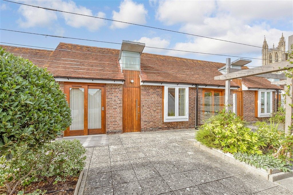 Property photo 1 of 10 External (Web)