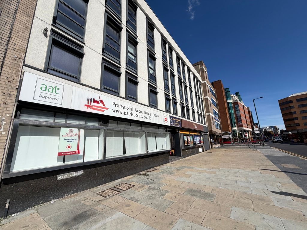 Property photo 2 of 8 Photo 3