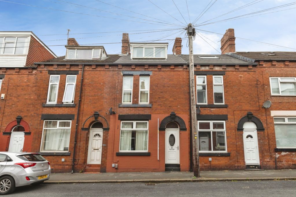 Property photo 1 of 12