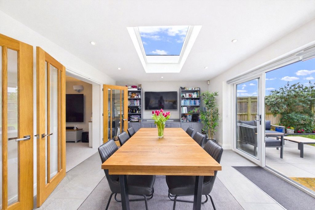 Property photo 3 of 27 Dining Room