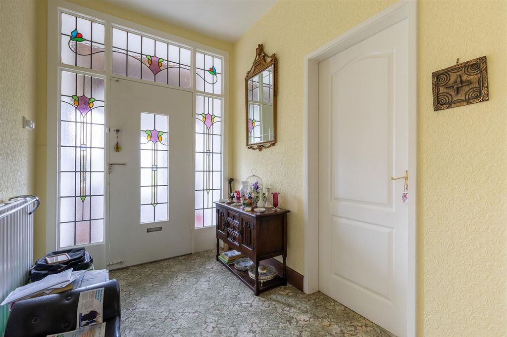 Property photo 2 of 18 2Colleyslane-3.Jpg