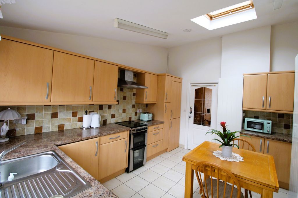 Property photo 3 of 15 Not Specified