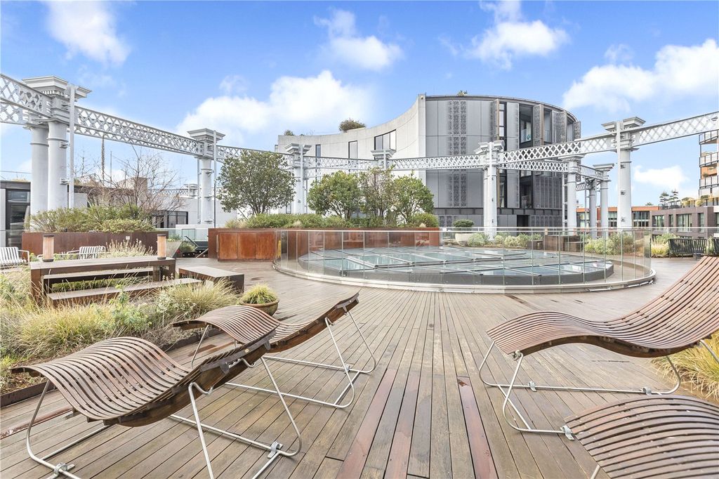 Property photo 3 of 21 Picture No. 06