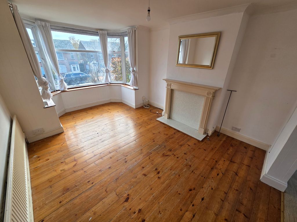 Property photo 1 of 11 Image