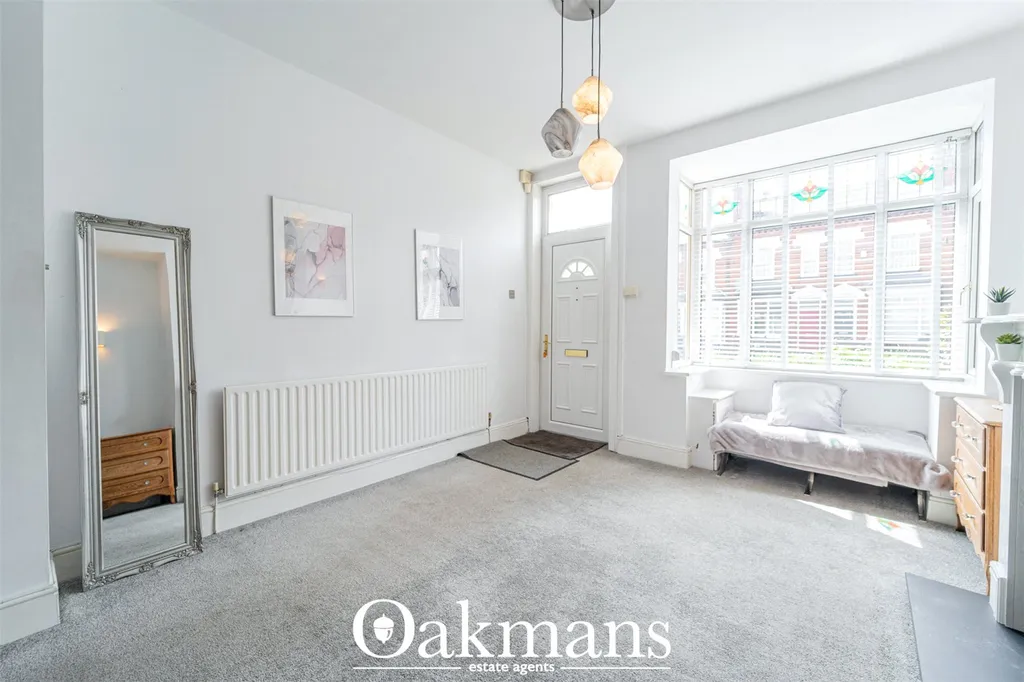 House in Birmingham, West Midlands - More
