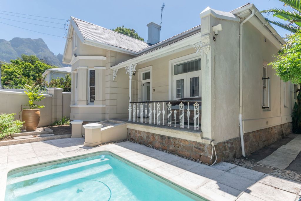 Property photo 1 of 26 Kw1689522