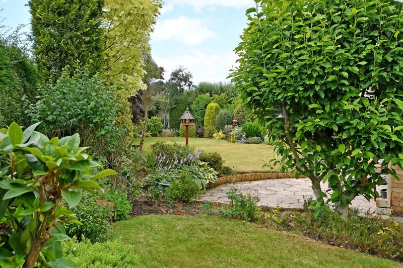 Property photo 2 of 26 Garden