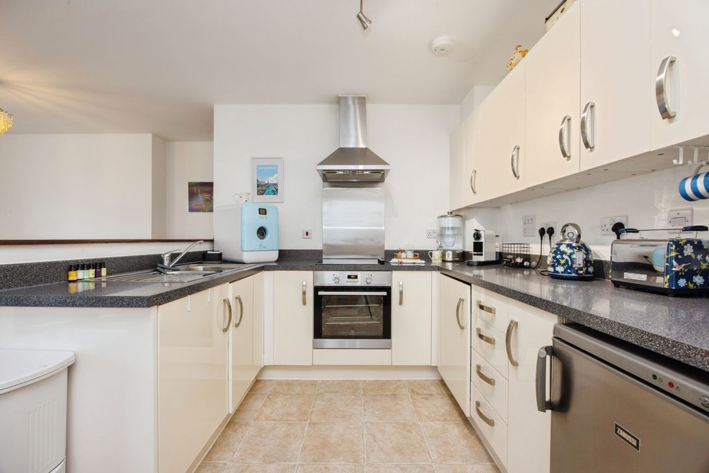 Additional image 4 of 2 bed flat for saleClock Tower Court, St. Austell PL26