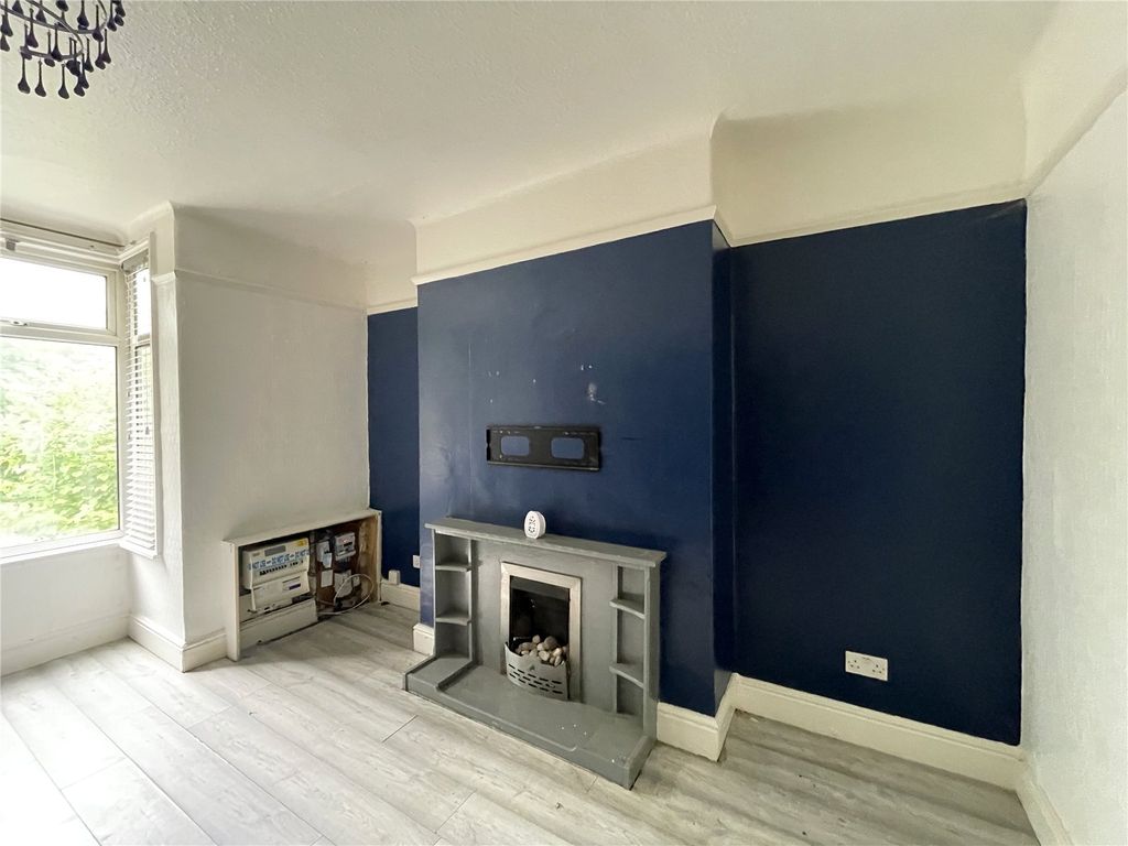Property photo 2 of 11 Picture No. 08