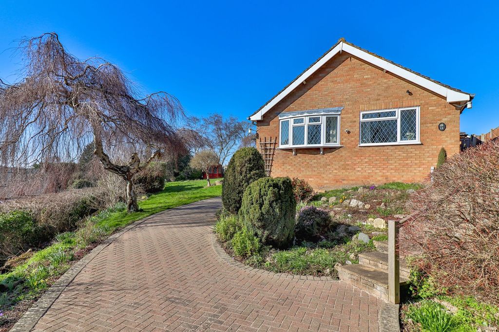 Property photo 1 of 21