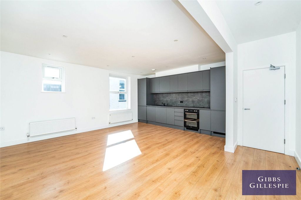 Property photo 1 of 10 Picture No. 01