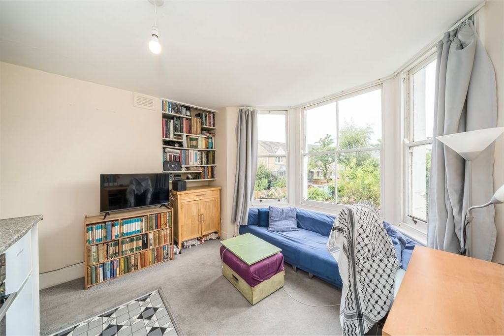 Property photo 2 of 4