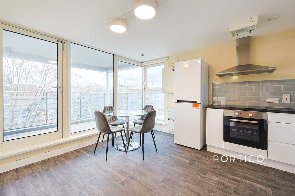 Property photo 1 of 30 Picture No. 49