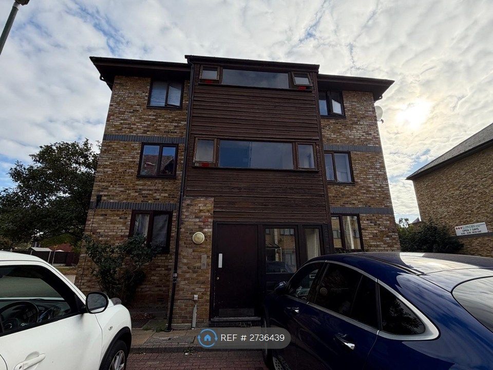 Property photo 1 of 25 Front View With Private Parking Space