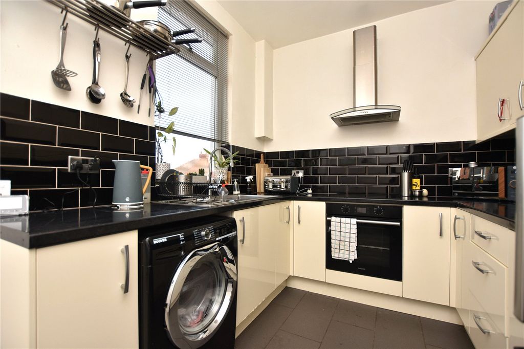 Property photo 3 of 14 Picture No. 20