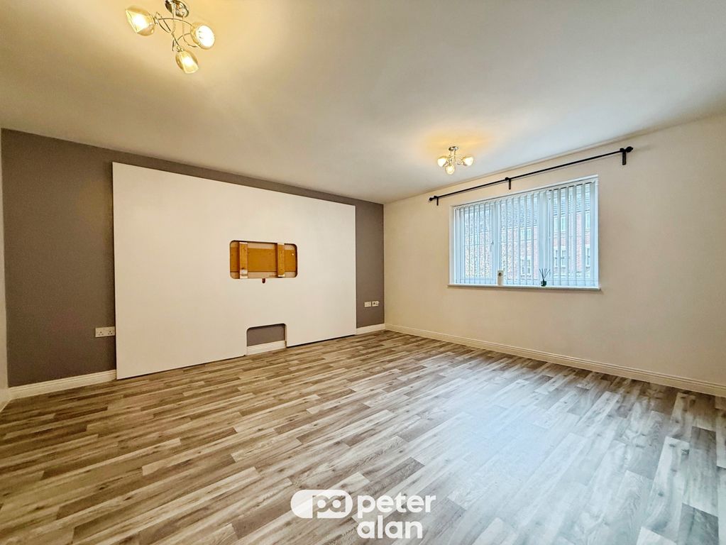 Property photo 2 of 12 Front