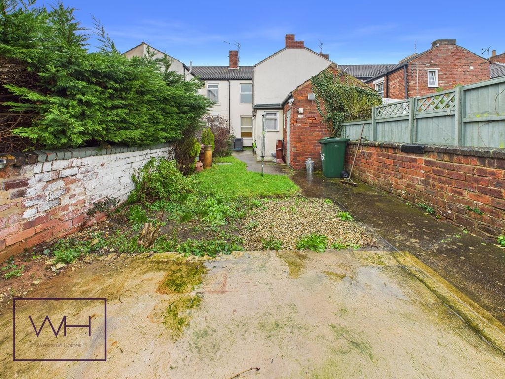 Property photo 2 of 14 Cam03785G0-Pr0332-Still013