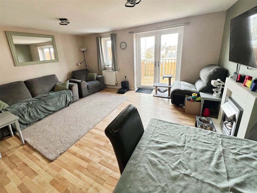 Property photo 3 of 14 Picture No. 08