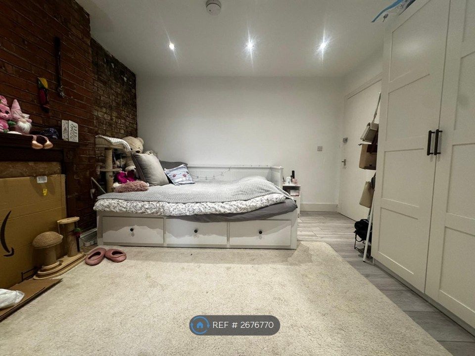 Property photo 1 of 4