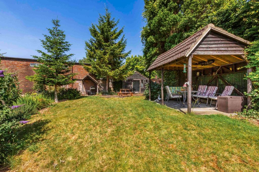 Property photo 3 of 21