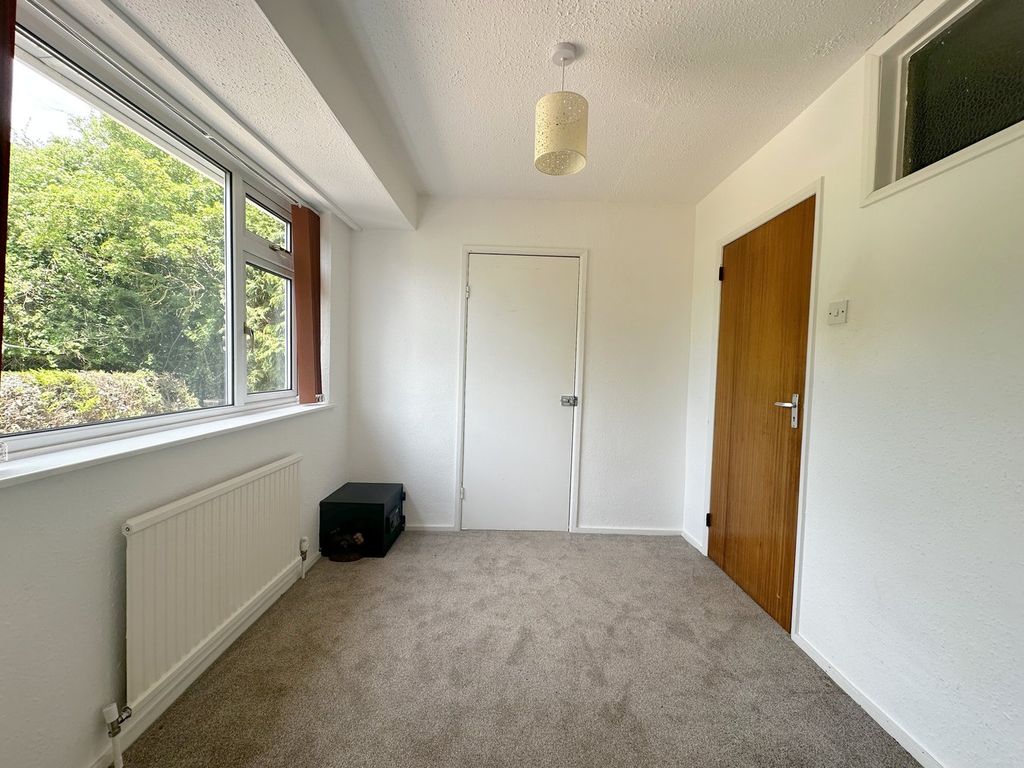 Property photo 3 of 26