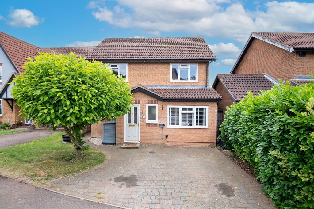 Property photo 1 of 28