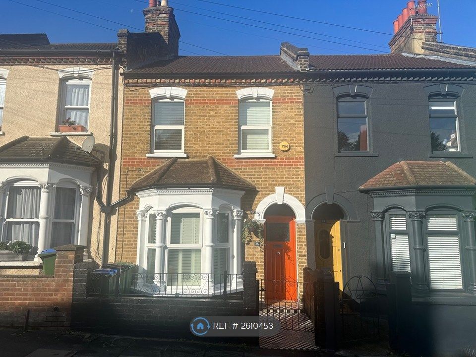 Property photo 1 of 35