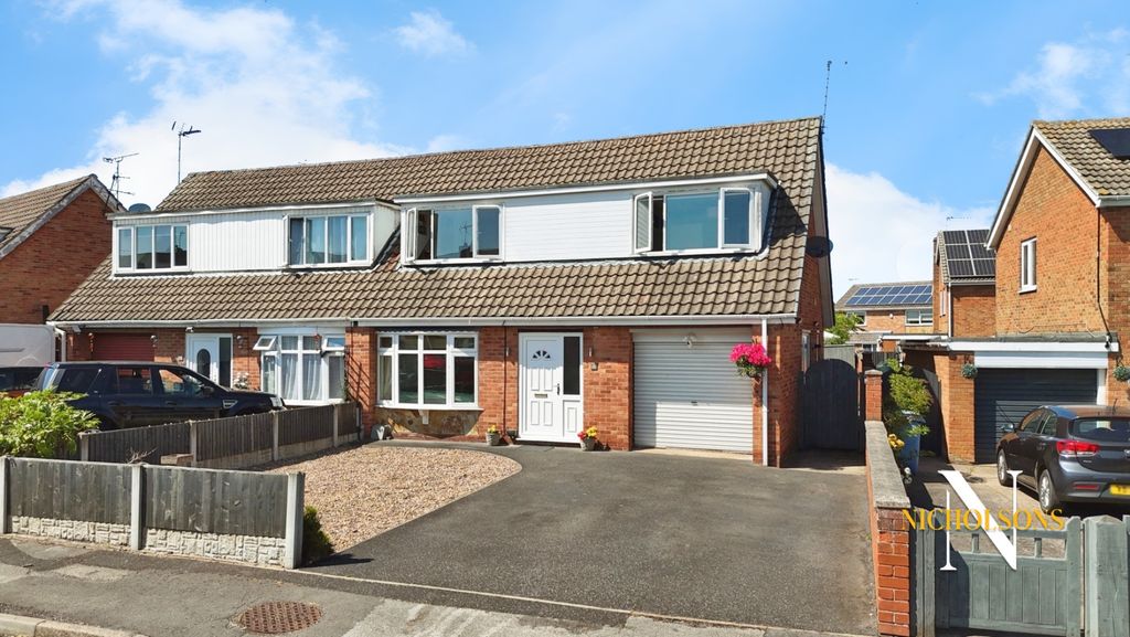 Property photo 1 of 20 4194840