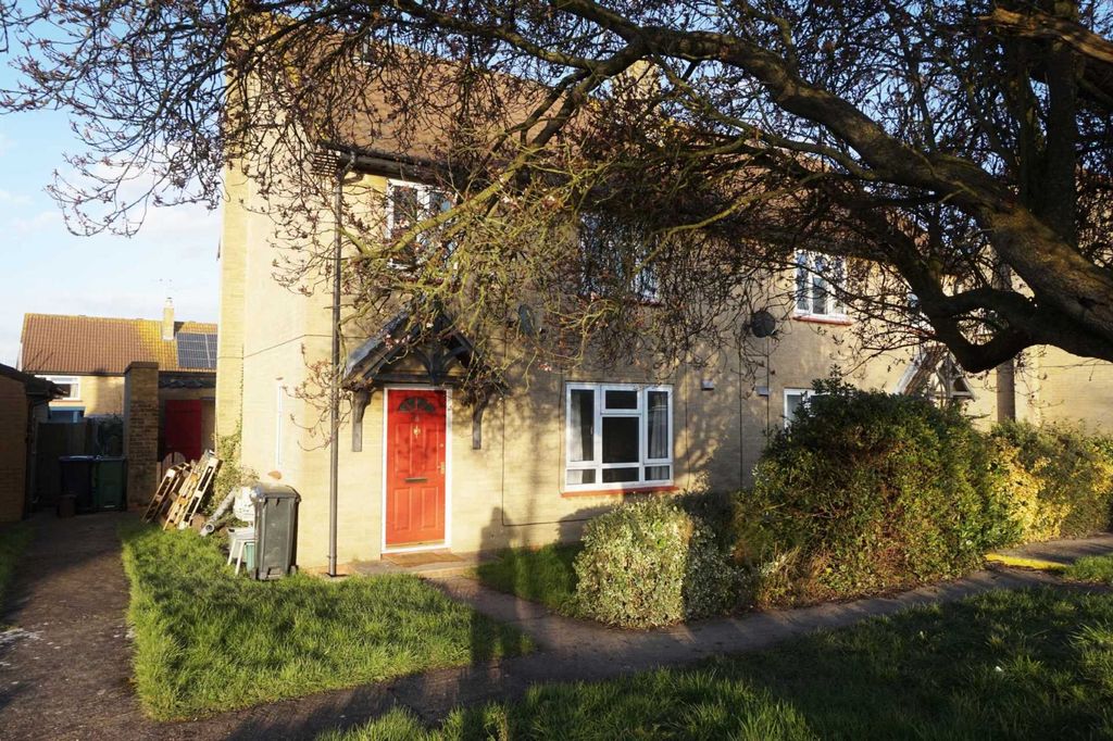 Property photo 1 of 8