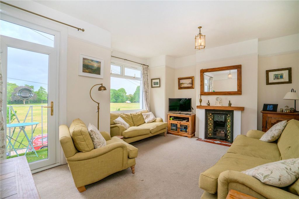 Property photo 2 of 20 Picture No. 31