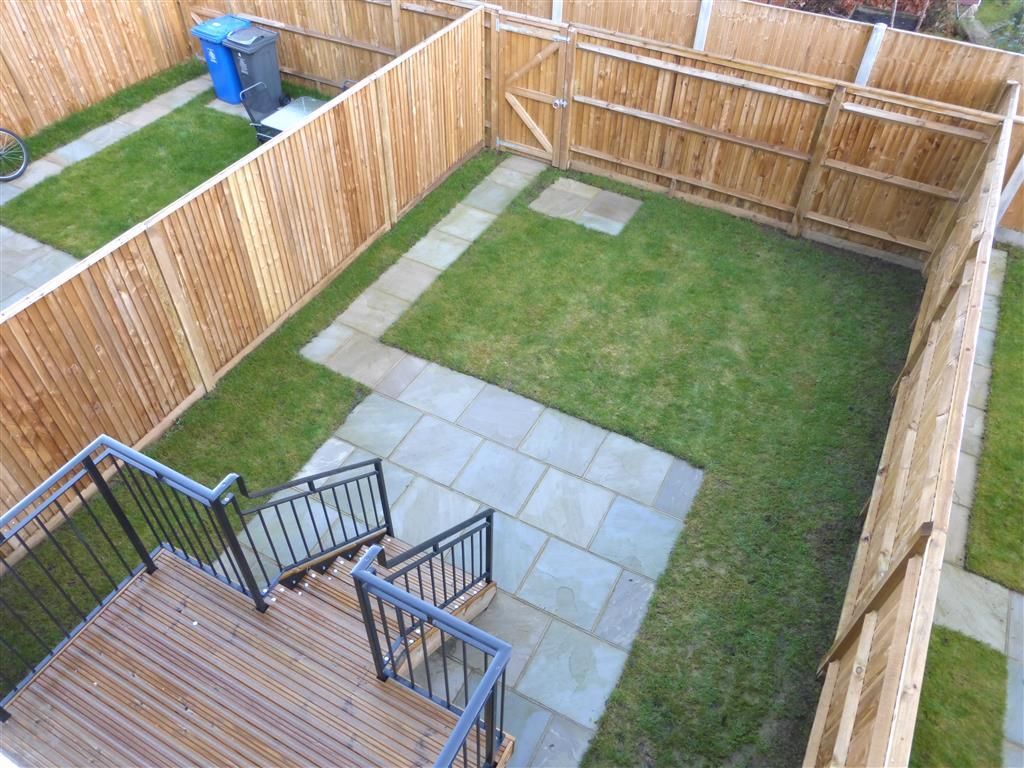 Property photo 3 of 13 Garden