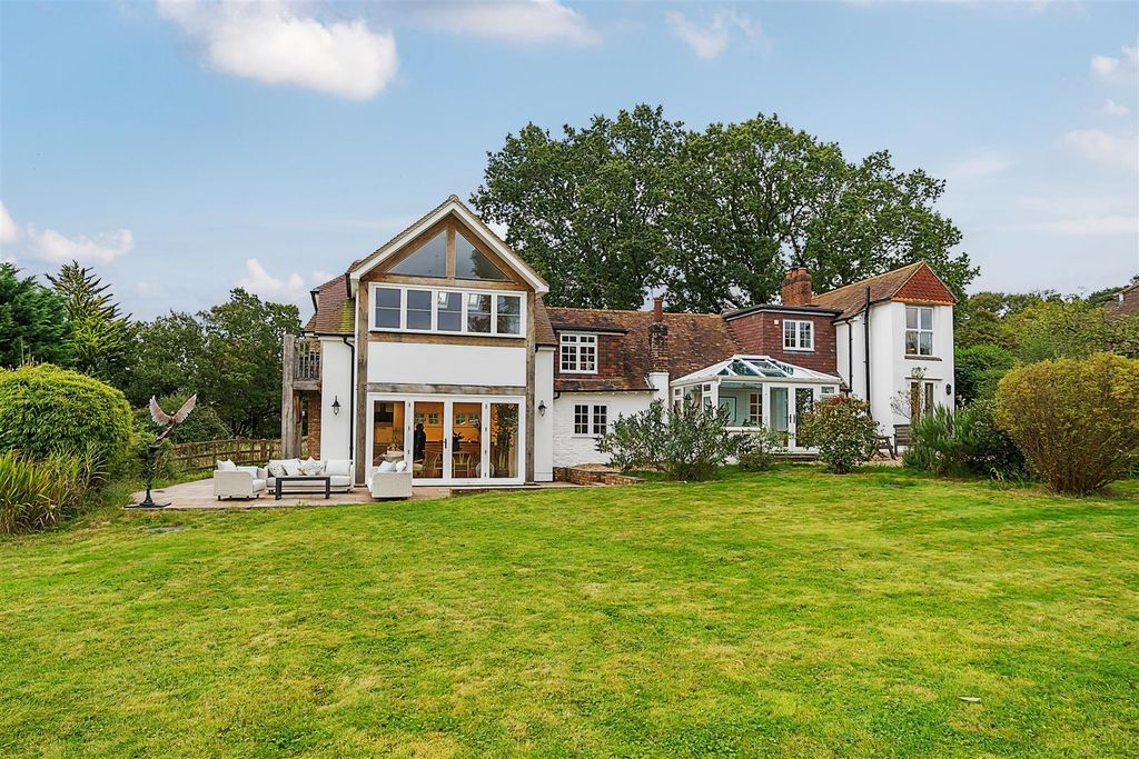 Property photo 1 of 21