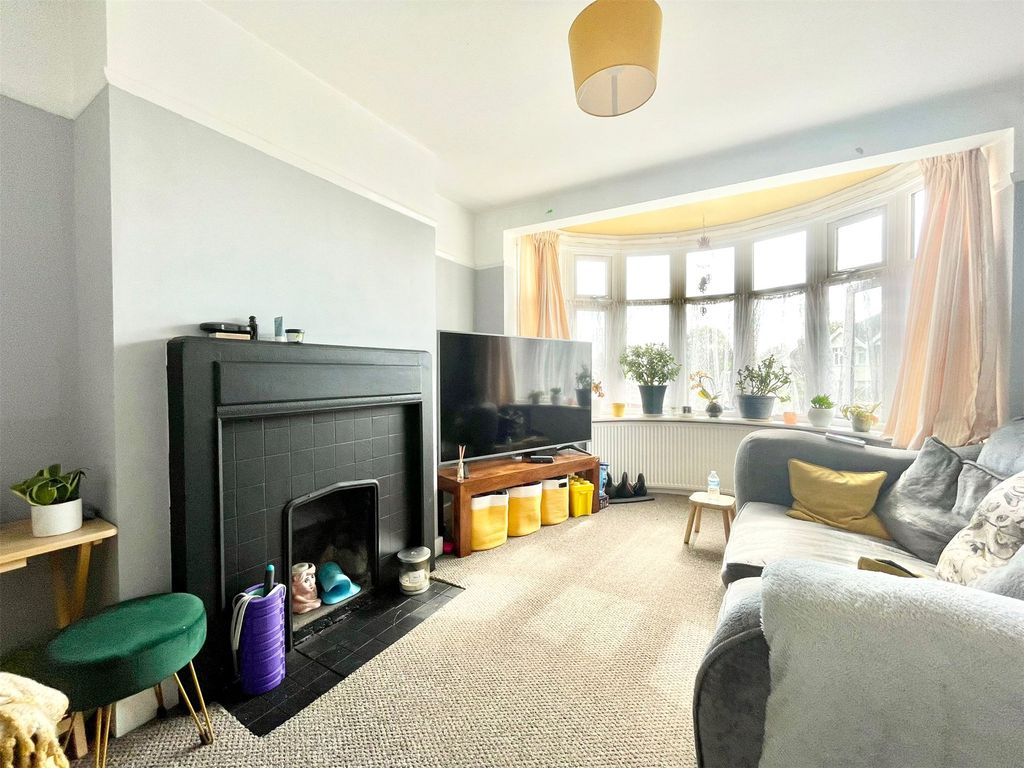 Property photo 2 of 8 Picture No. 04