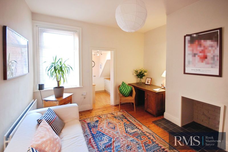 Property photo 1 of 5 Photo 4