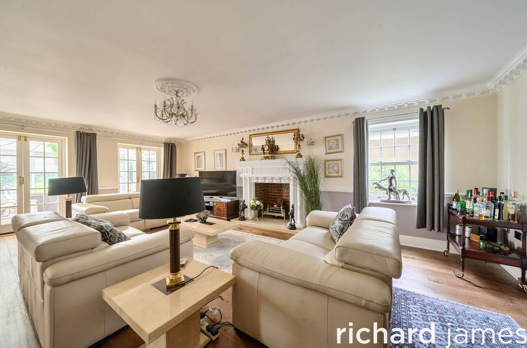 Property photo 2 of 45 8Edd4Bb59A6F416B8F490A3E3A09Bdcc