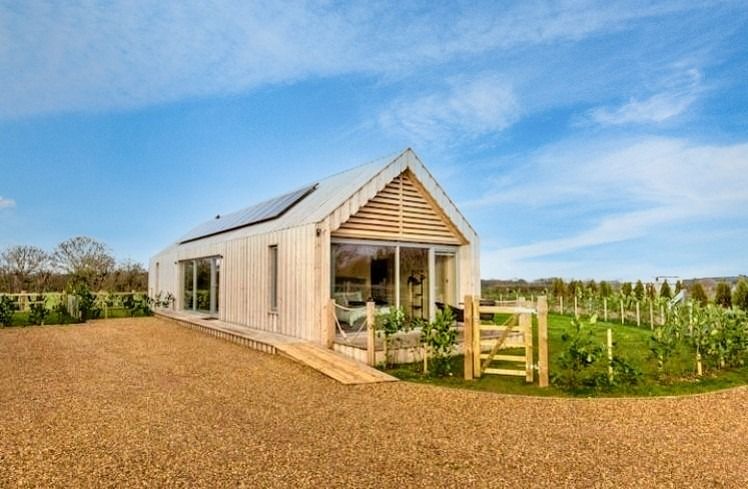 Property photo 1 of 18 4308331