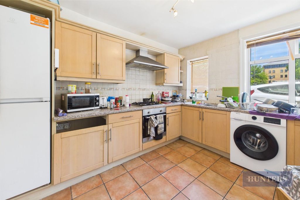 Property photo 2 of 17 Cam05152G0-Pr0088-Still003.Jpg