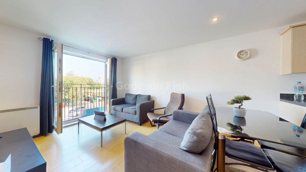 Property photo 1 of 12