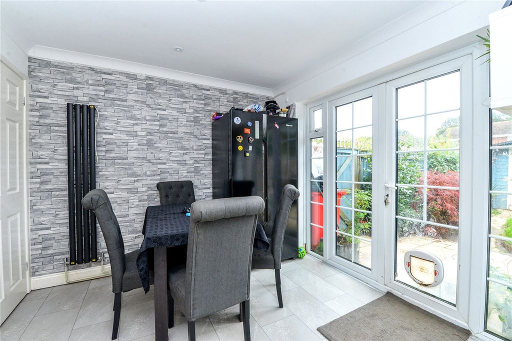 Property photo 3 of 16 Picture No. 04