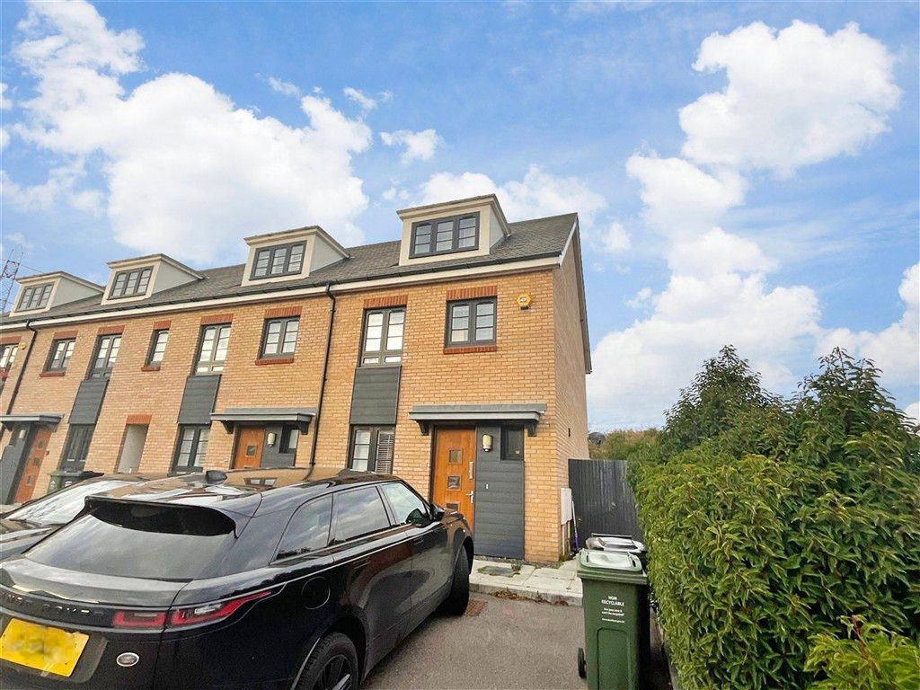 Property photo 1 of 1 Front